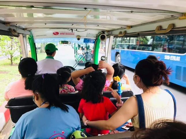TP. Hồ Chí Minh: Thí điểm tuyến xe buýt điện đầu tiên với giá 3.000 đồng dành cho sinh viên